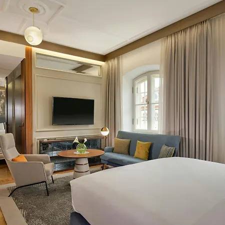 Hotel Verte, Warsaw, Autograph Collection 5*