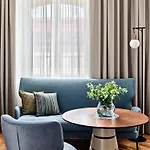 Verte, Warsaw, Autograph Collection 5*
