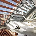 Verte, Warsaw, Autograph Collection Hotel 5*