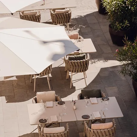 Verte, Warsaw, Autograph Collection