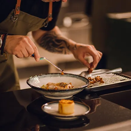 Verte, Warsaw, Autograph Collection 5* Varsavia