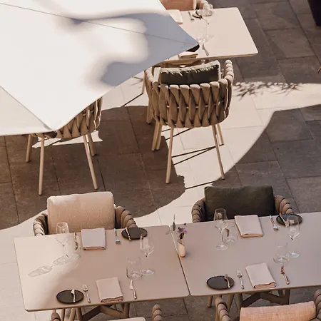 Verte, Warsaw, Autograph Collection