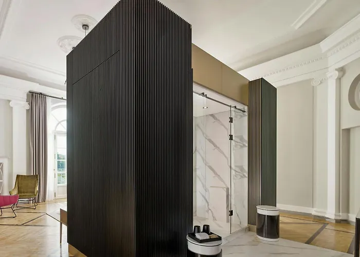 Hotel Verte, Warsaw, Autograph Collection 5*