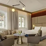 Verte, Warsaw, Autograph Collection 5*