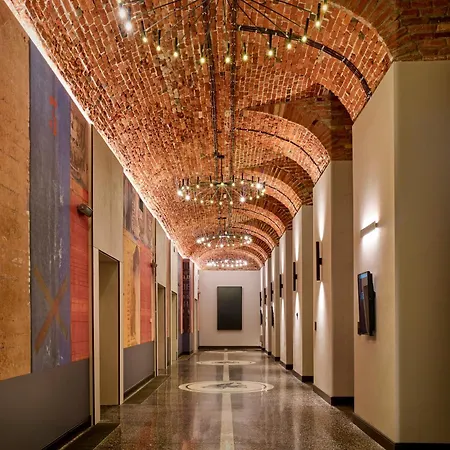 Verte, Warsaw, Autograph Collection Hotel 5*