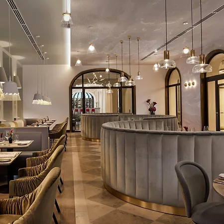 Hotel Verte, Warsaw, Autograph Collection