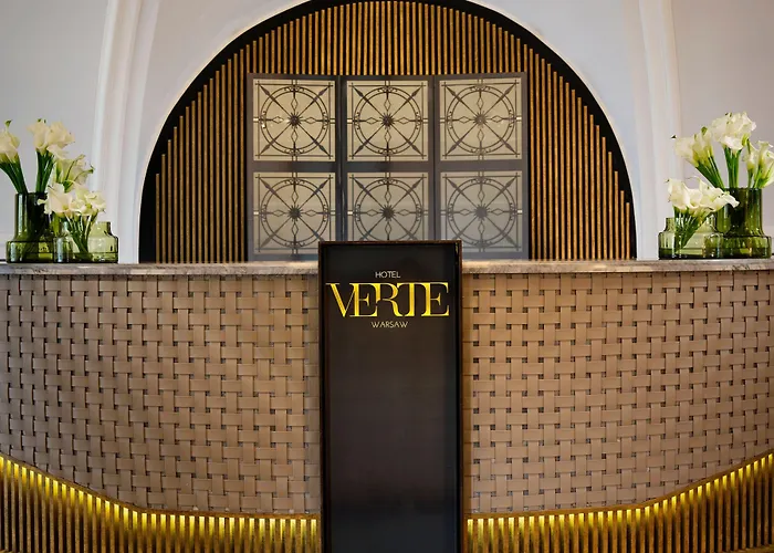 Verte, Warsaw, Autograph Collection